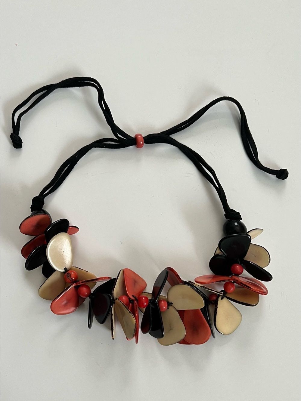 Handcrafted Multicolor Petal Cluster Necklace — Red, Black & Cream